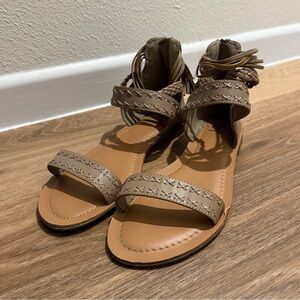 Daisy Fuentes Tan Braided Sandals size 9M